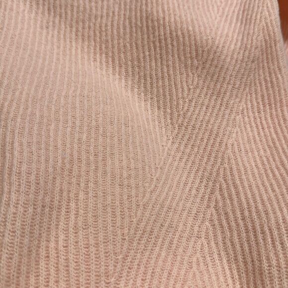 PURE COLLECTION RIBBED V-NECK CARDIGAN. PEACH SORBET - Picture 4 of 8